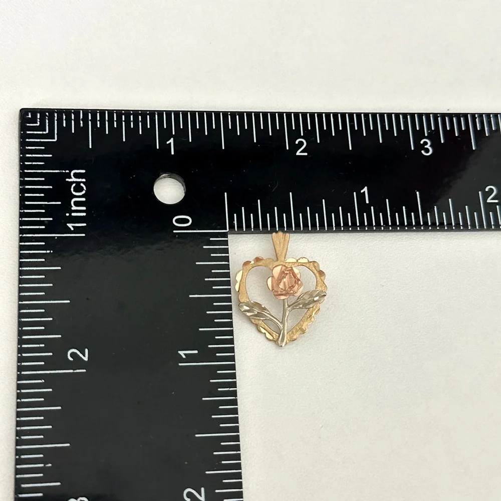 Vintage 14K Gold Heart Flower Tricolor Yellow Rose White Gold Charm Pendant